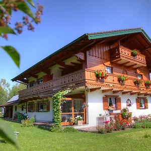 ferienwohnung-haus-rieder-inzell.com-bavaria.com/