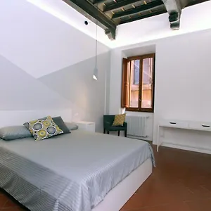 דירה Monte Giordano Flats, רומא